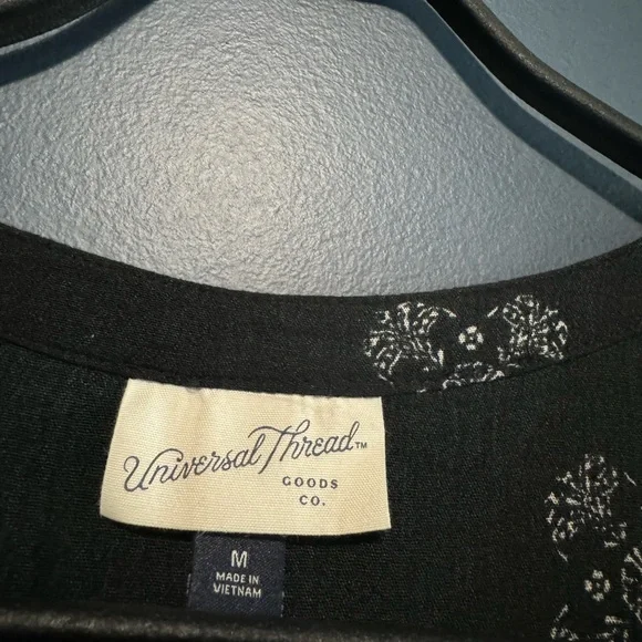 Universal Thread Dress - Picture 3 of 4